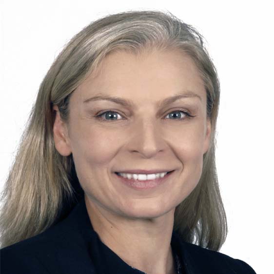 Miss Alessandra Martins