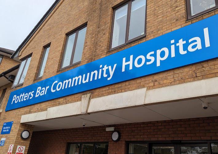 Moorfields, Potters Bar