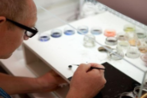 Moorfields specialist painting an iris