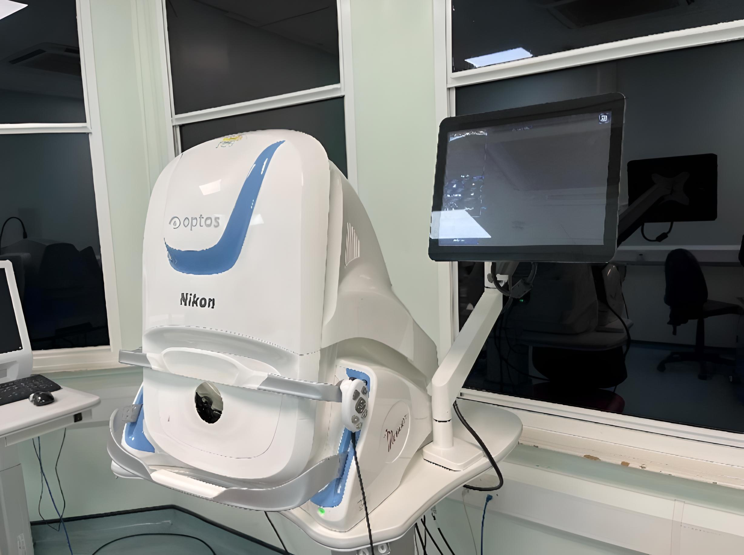 Ophthalmological equipment 